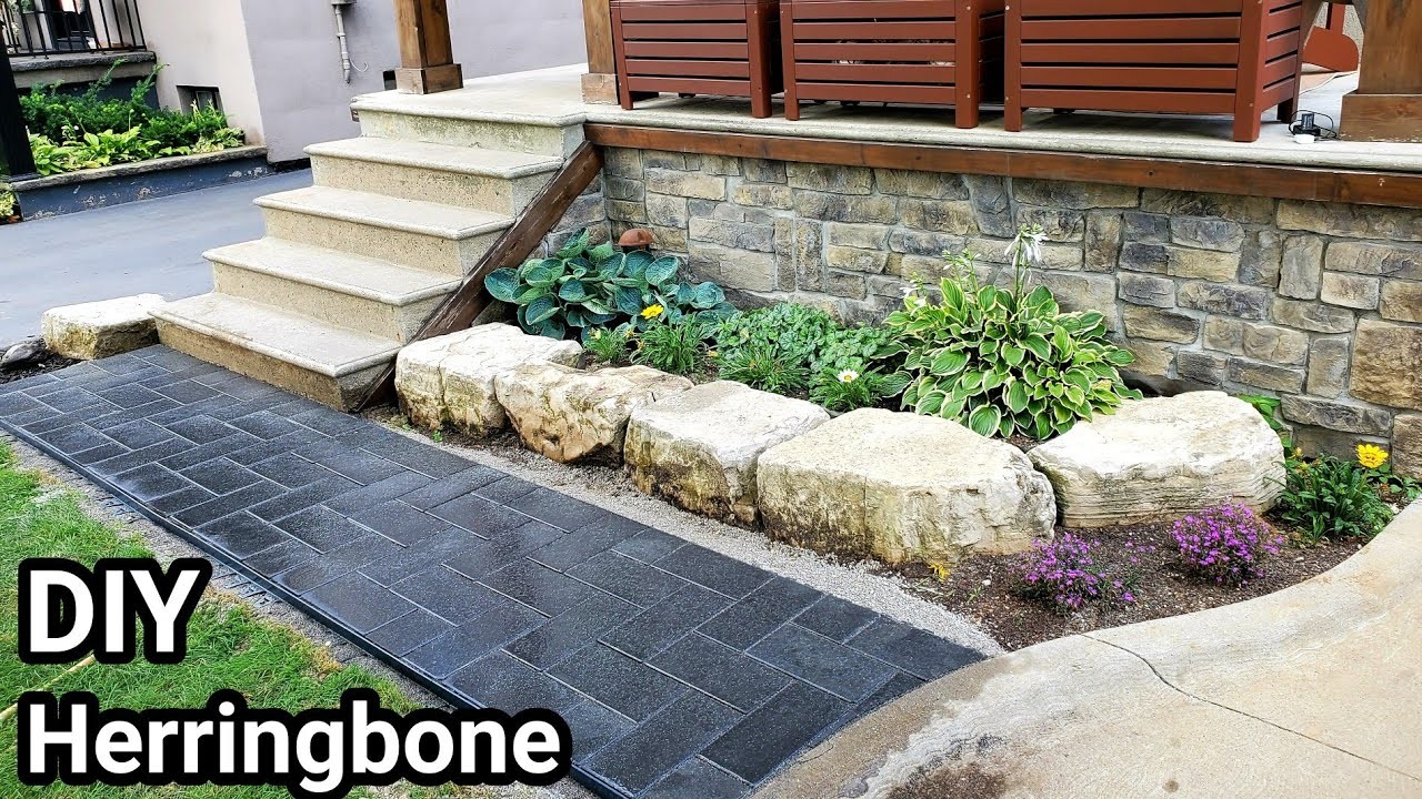 Minneapolis Rooftop Retreat - Minimalist Patio project in Minneapolis, MN